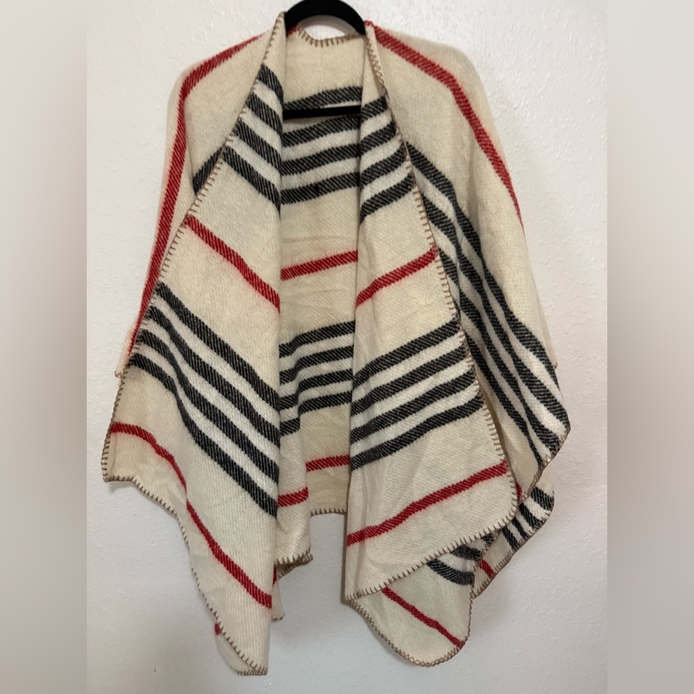 Elegant Striped Women's Poncho cashmere